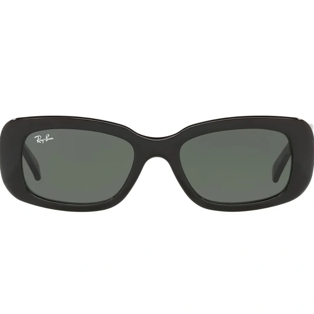 Ray-Ban Woman Sunglasses Black Frame, Green Classic G-15 Lenses, 50MM